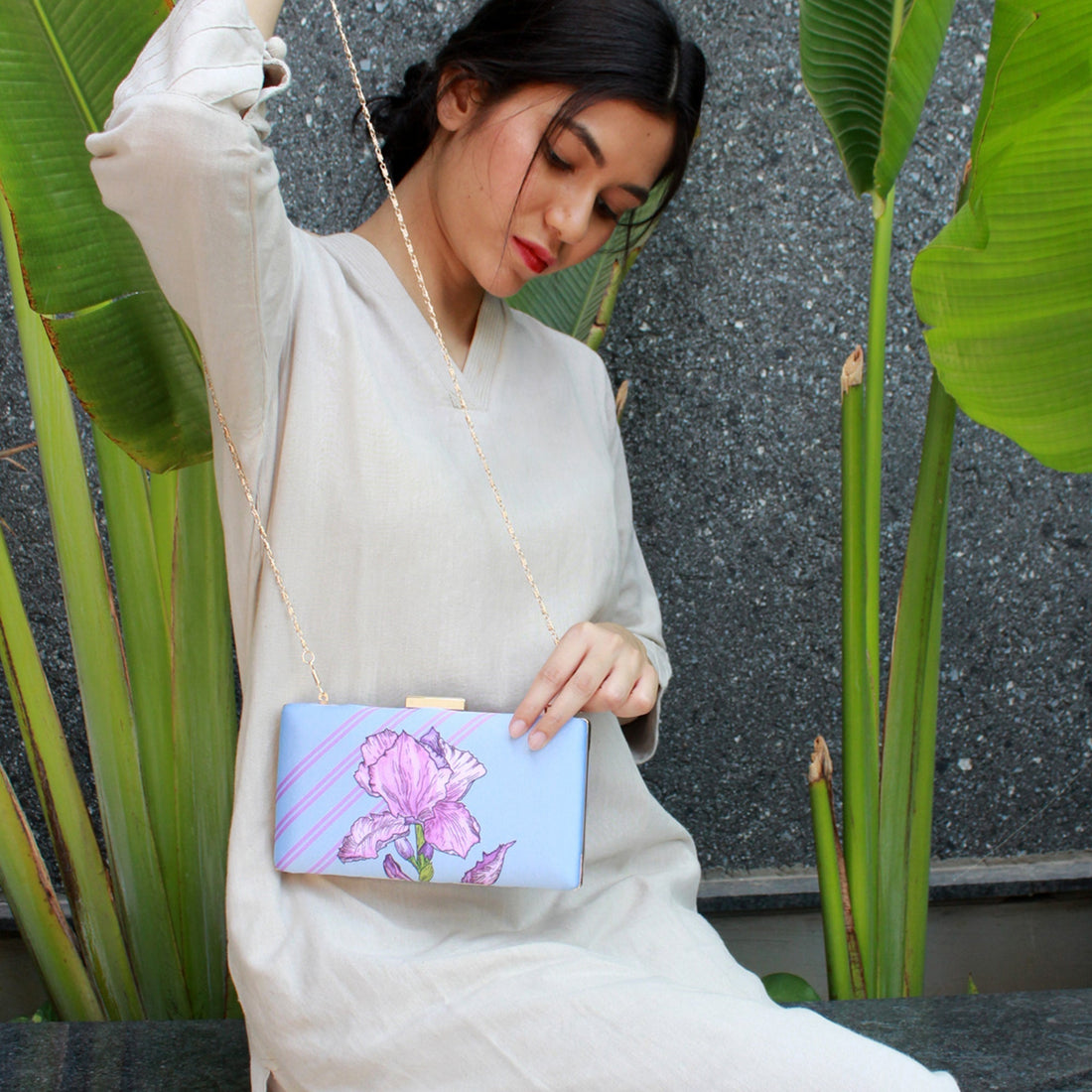 Buy-Iris - Clutch-Cyahi-Online